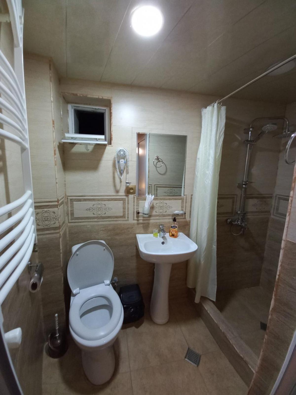 Four Season In Kazbegi Hotel Room photo