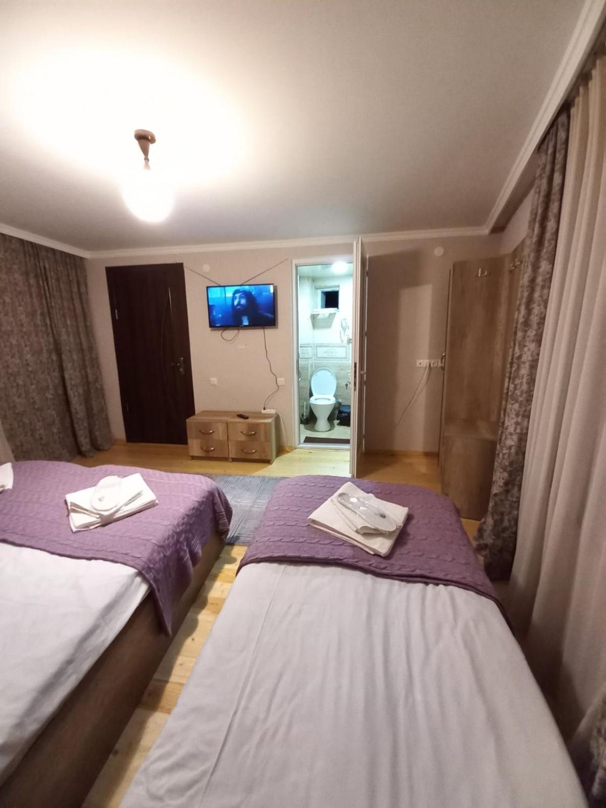 Four Season In Kazbegi Hotel Room photo