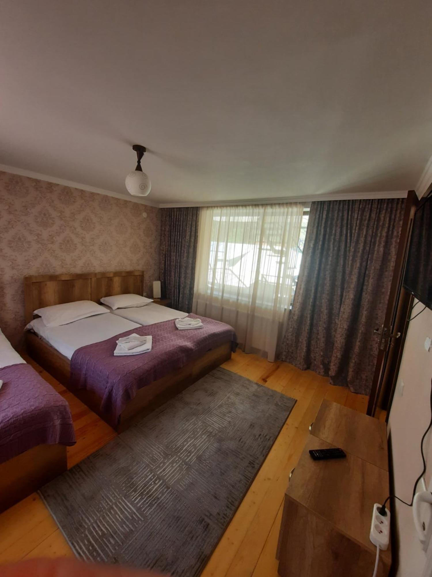 Four Season In Kazbegi Hotel Room photo